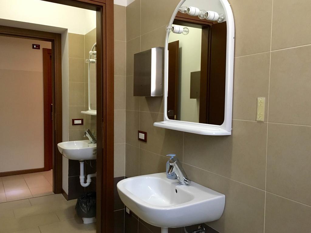 L'Archetto Hostel Cremona Luaran gambar