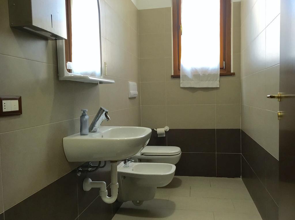 L'Archetto Hostel Cremona Luaran gambar