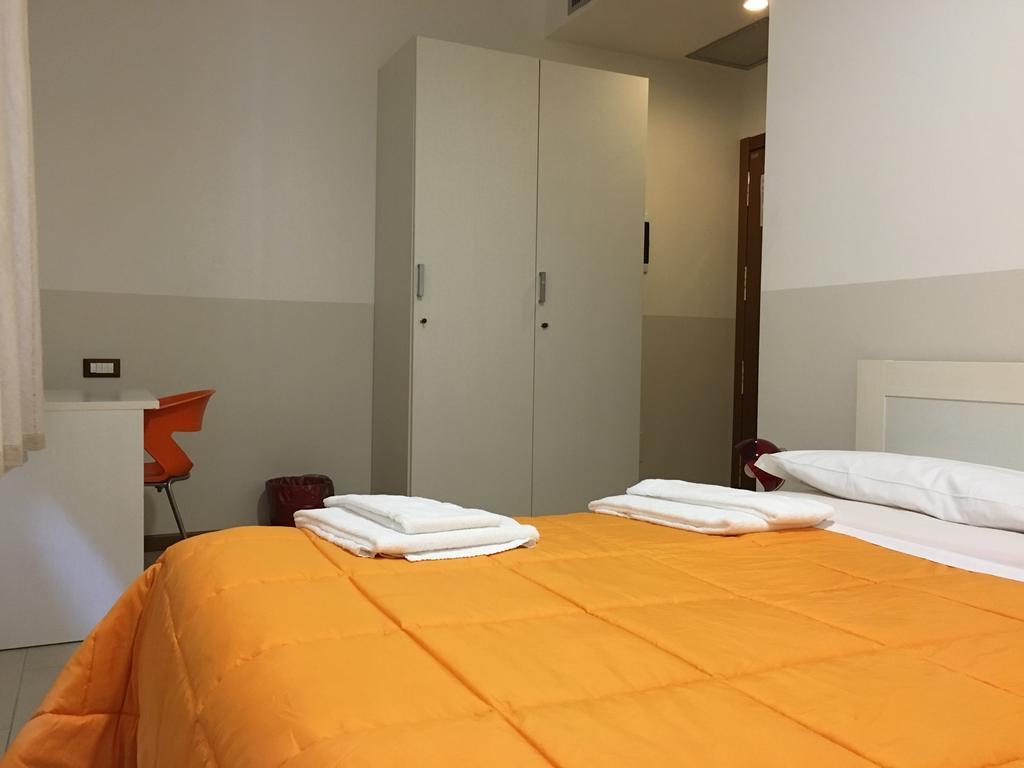L'Archetto Hostel Cremona Luaran gambar
