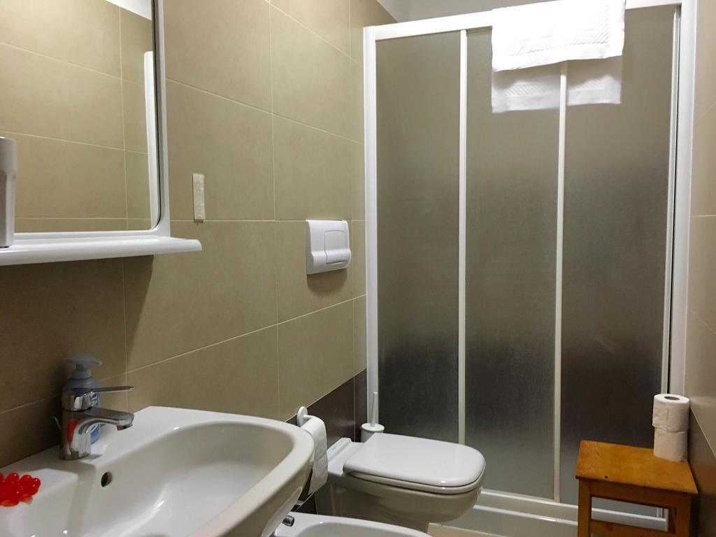 L'Archetto Hostel Cremona Luaran gambar