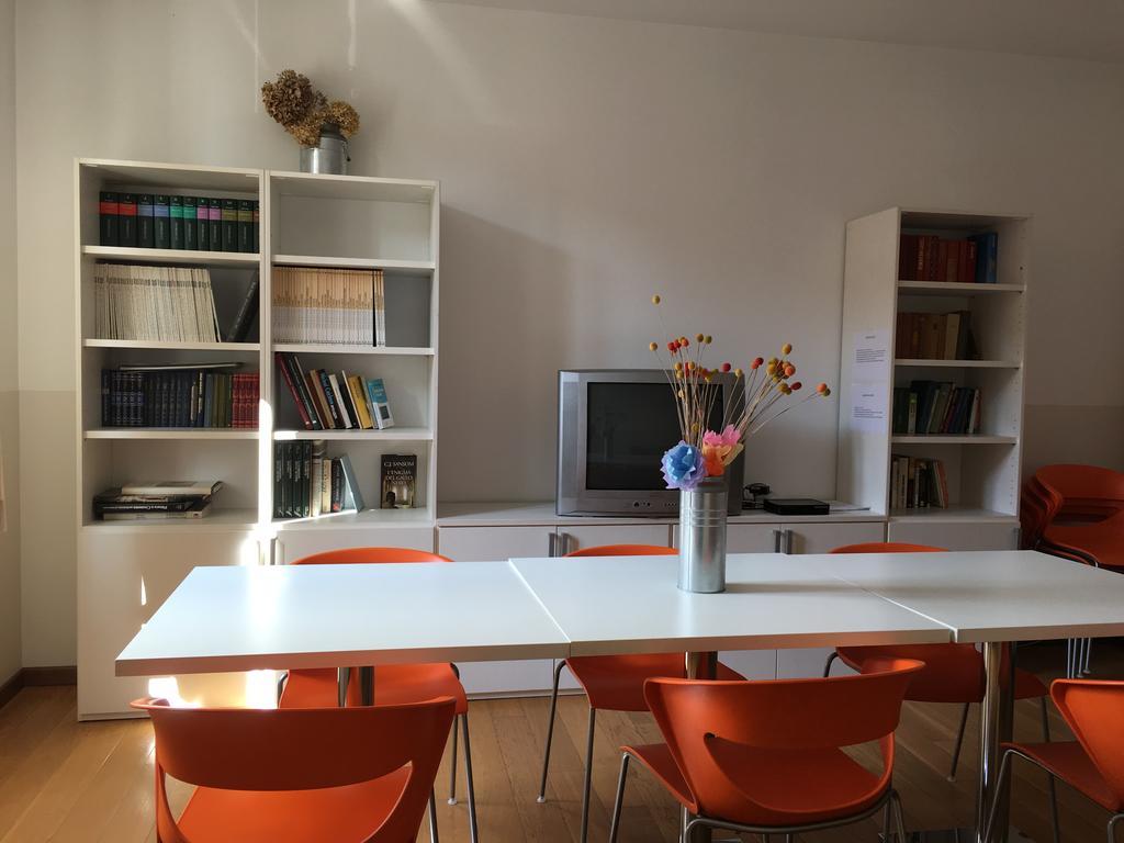 L'Archetto Hostel Cremona Luaran gambar