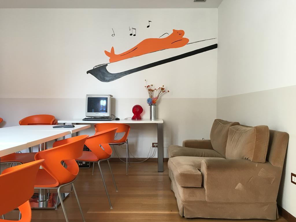 L'Archetto Hostel Cremona Luaran gambar